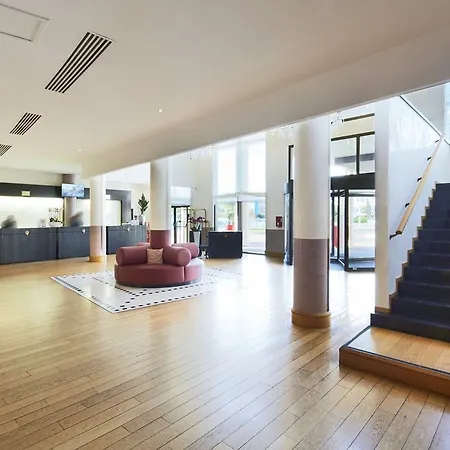 Hotel M 4*