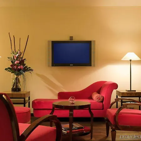 M Hotel
